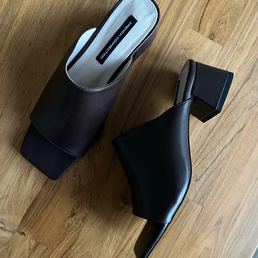 NEW IN BOX! French Connection Block Heels w/ Square Toe - Picture 5 of 7